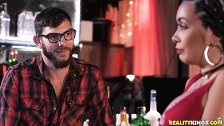bellezza fucked di adolescente d'ebano