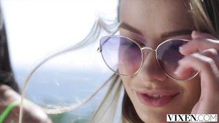 Fori Giovani pleasured lesbica